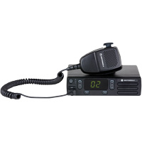 Radio et répéteur portatif de série CM200d SGM906 | Office Plus